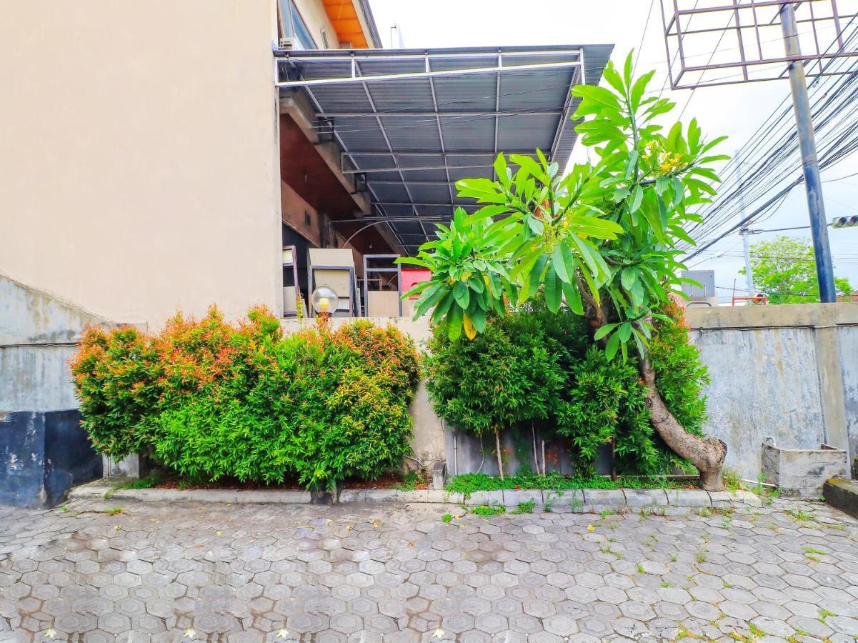 Oyo 91608 Hotel Gatsu Indah Dempasar Exterior foto